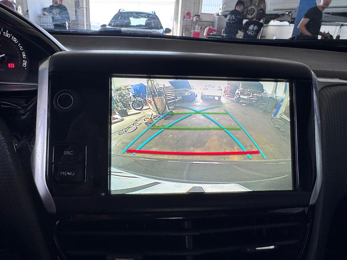 PEUGEOT 208 TECH 1.2 E-THP LPG AUTO SPANISH LHD IN SPAIN 70000 MILES SUPER 2019